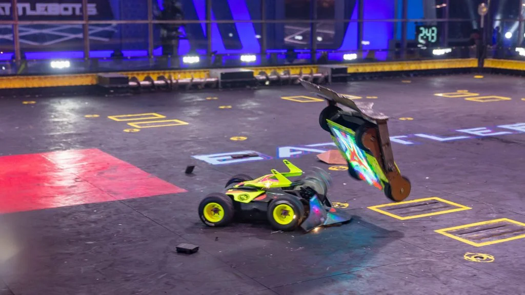 Team HyperShock Optimizes Robot Designs for Functionality, Efficiency, and Mojo with SOLIDWORKS