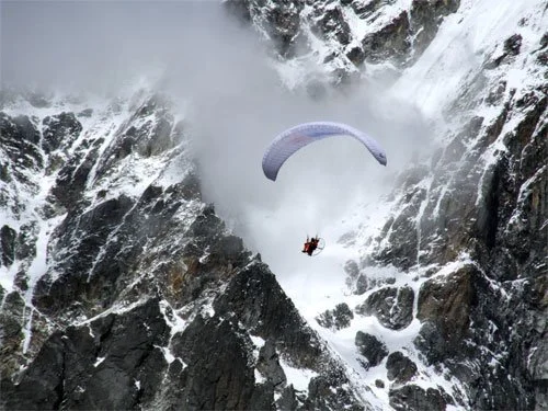 Mission Everest: How SOLIDWORKS Helped Bear Grylls Achieve the Impossible