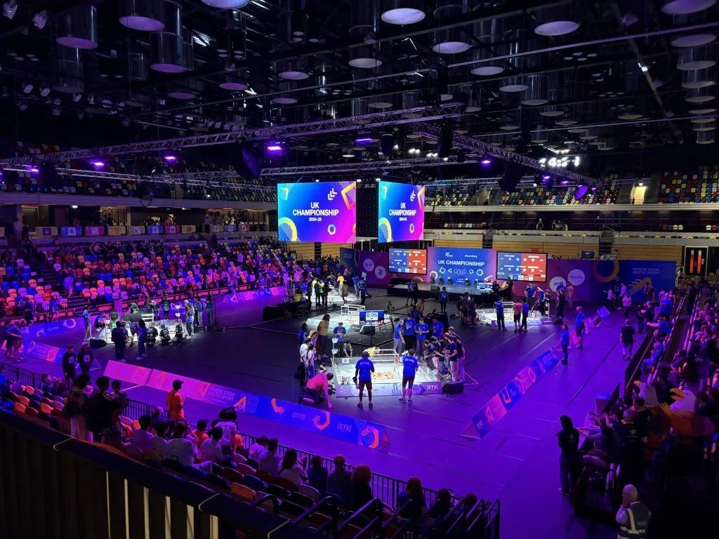 SOLIDWORKS Sponsors FIRST Robotics Student Teams FRC, FTC and More
