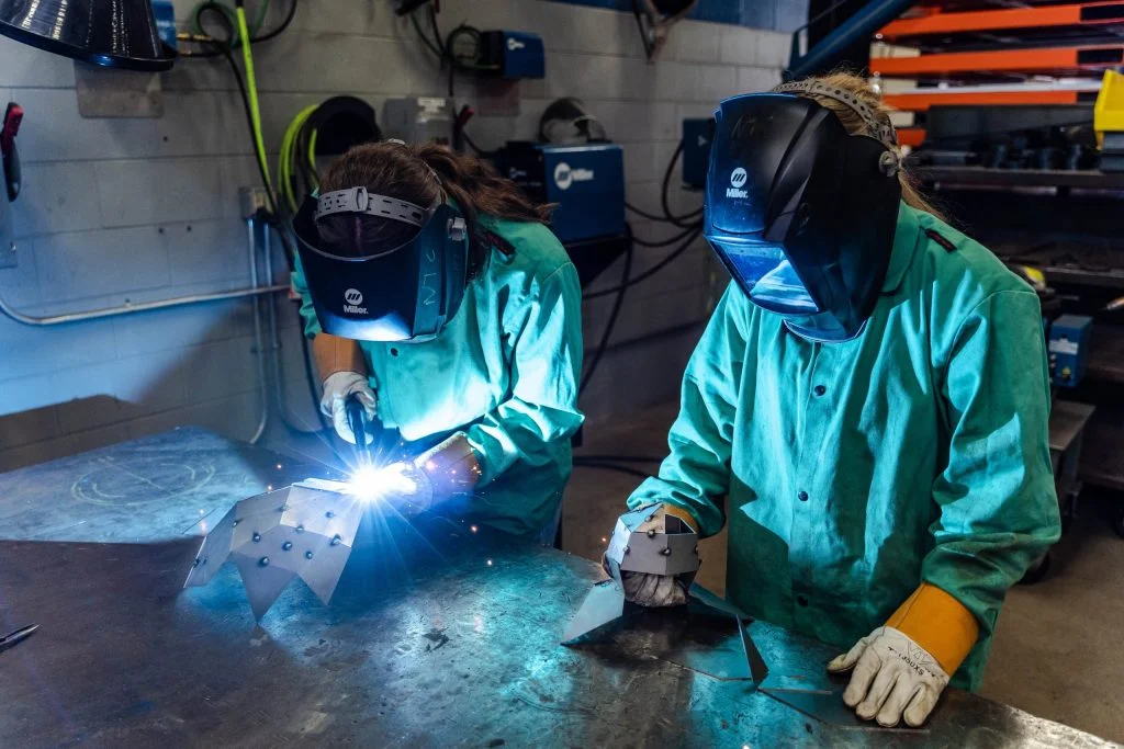 Nuts, Bolts and Thingamajigs Host 240 Manufacturing Camps