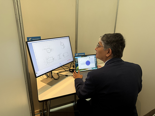ブレイク – SOLIDWORKS CEOがModel Mania®に挑戦!