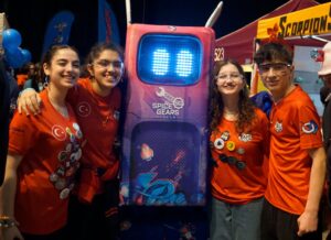 Robot Student Teams Go Back to School with SOLIDWORKS